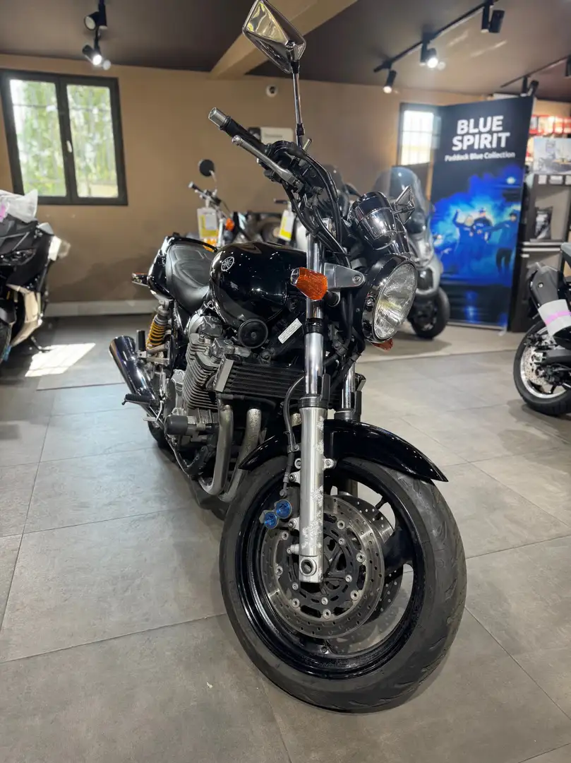 Yamaha XJR 1300 Negro - 1