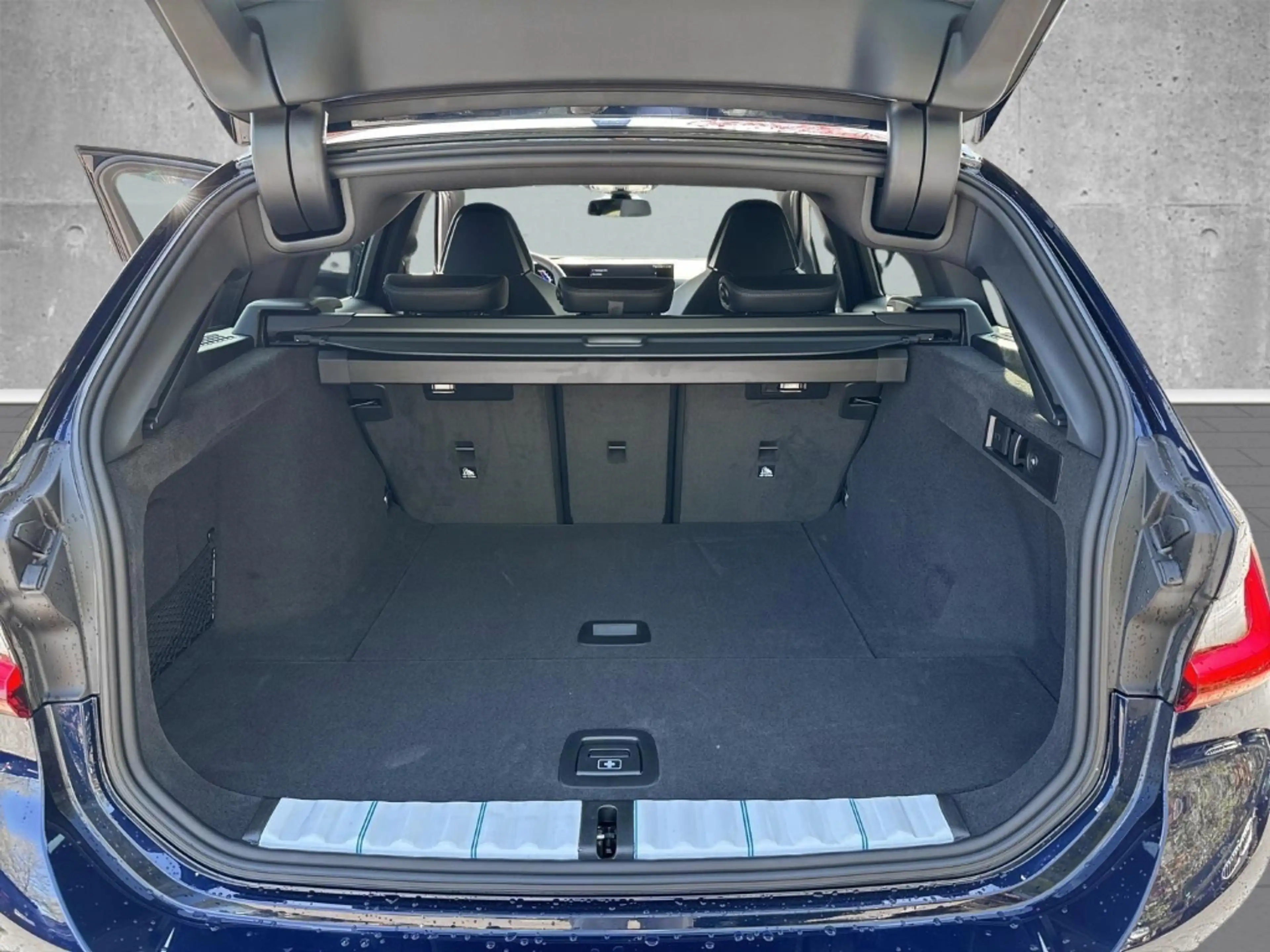 Alpina D3 S Touring AHK Pano Driving As. Prof Shadow Line — photo 14