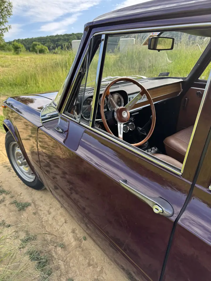 Alfa Romeo Giulia Super 1300, foto 6