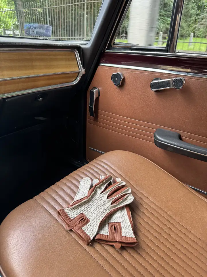 Alfa Romeo Giulia Super 1300, foto 7