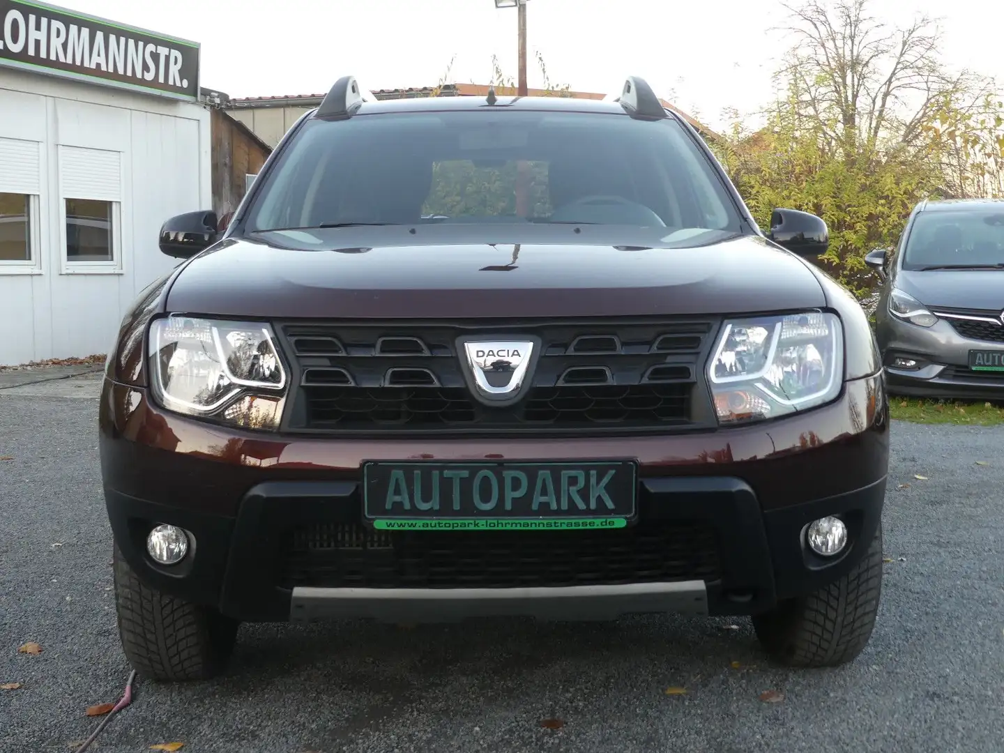 Dacia Duster I Black Shadow 4x4*SH-gepfl.*1.Hand*Nr.30 Brun - 2