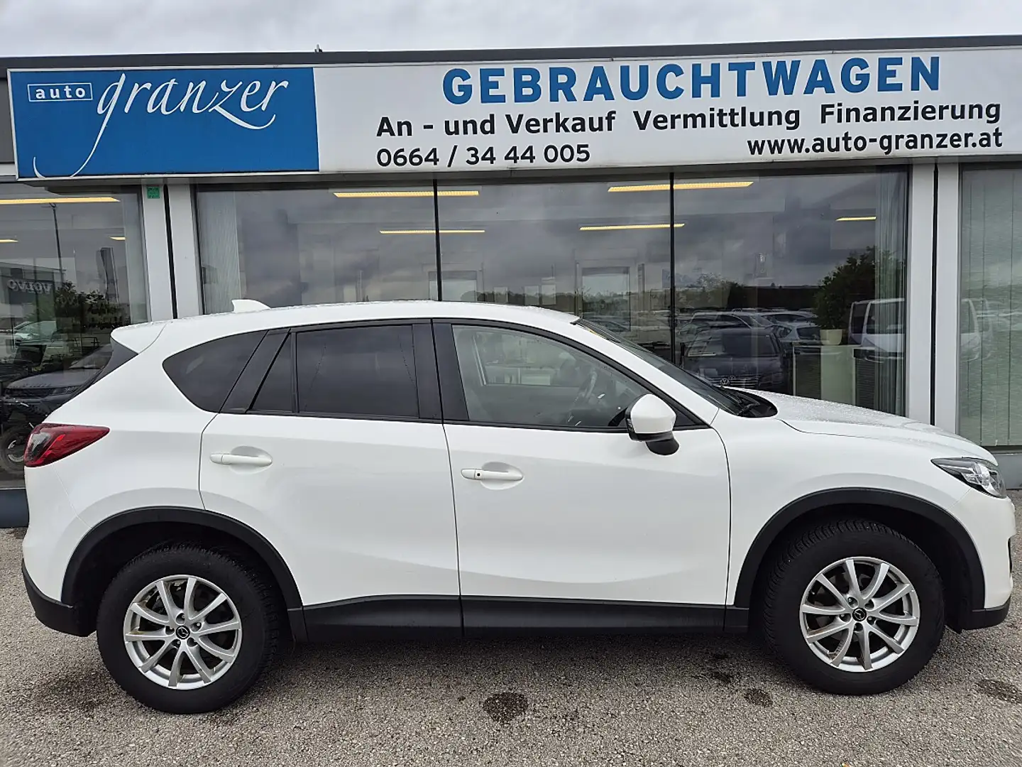 Mazda CX-5 CD175 AWD Revolution SD Aut. Weiß - 1