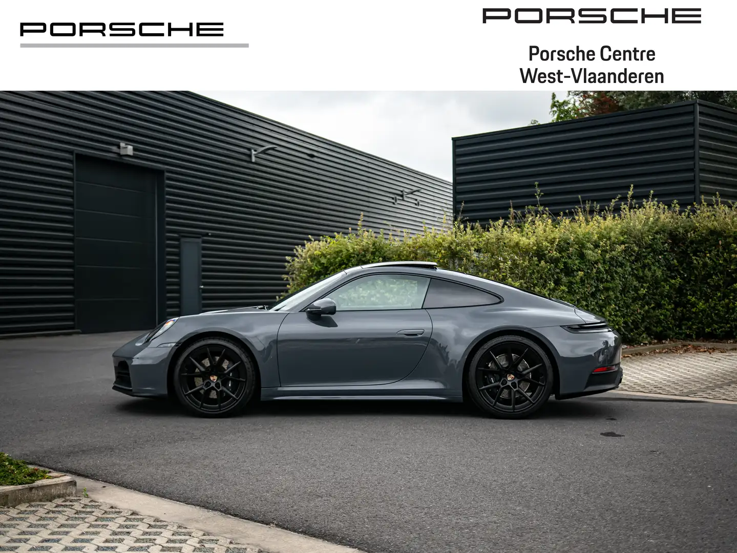 Porsche 992 911 Carrera | Pano Roof | Sport exh | Sport Chrono Grijs - 2