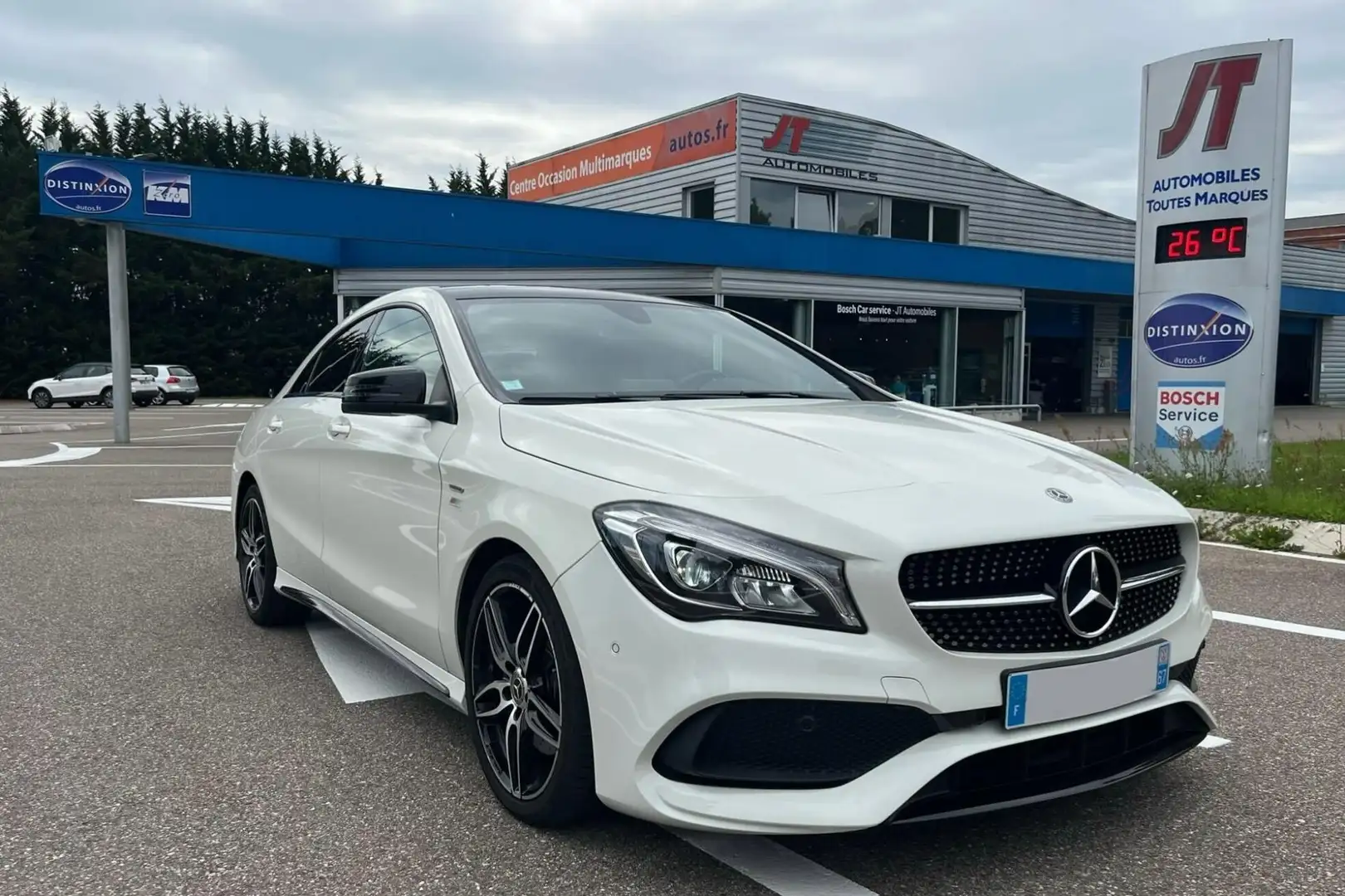 Mercedes-Benz CL CLA 220 - BV 7G-DCT BERLINE- BM 117 Fascination 4 Bílá - 1