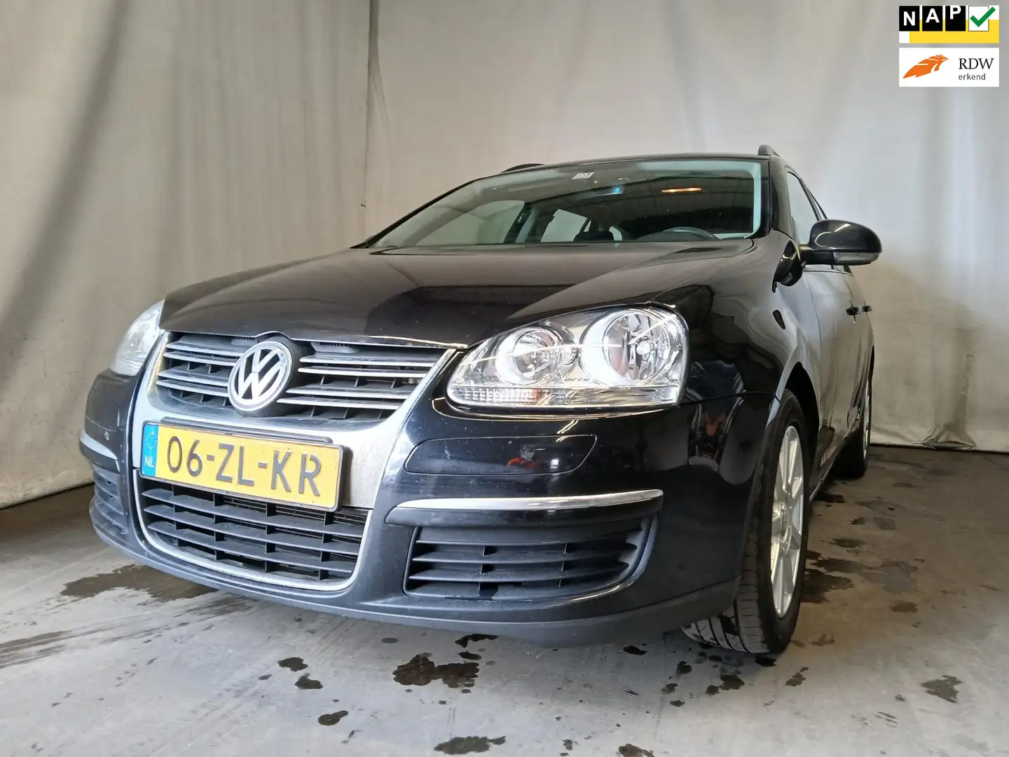 Volkswagen Golf Variant 1.6 Trendline SCHADEAUTO!! Zwart - 1