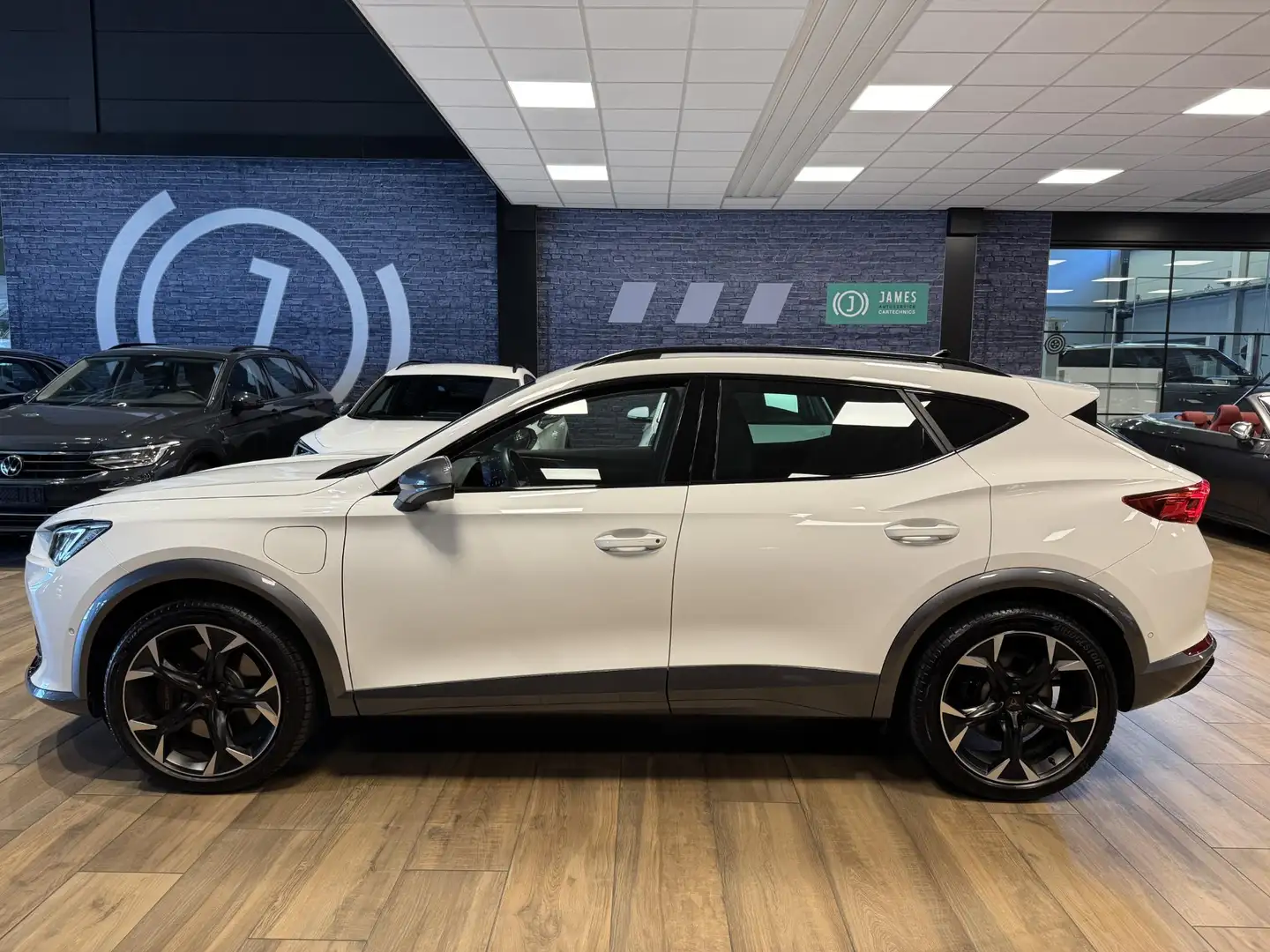 CUPRA Formentor 1.4 e-Hybrid VZ 180kW/245PK Blanc - 2