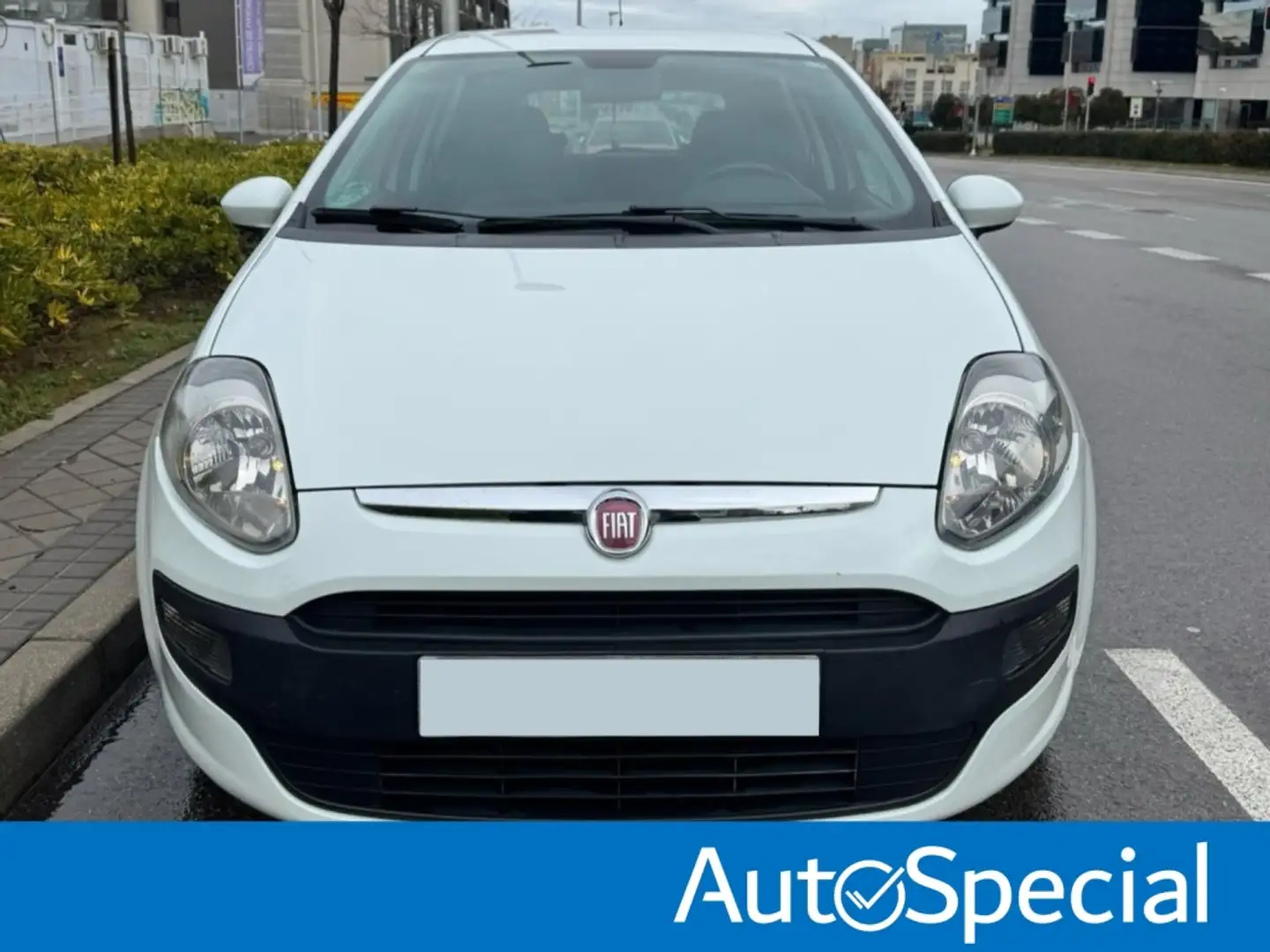 Fiat Punto Evo 1.2 Dynamic Blanco - 1