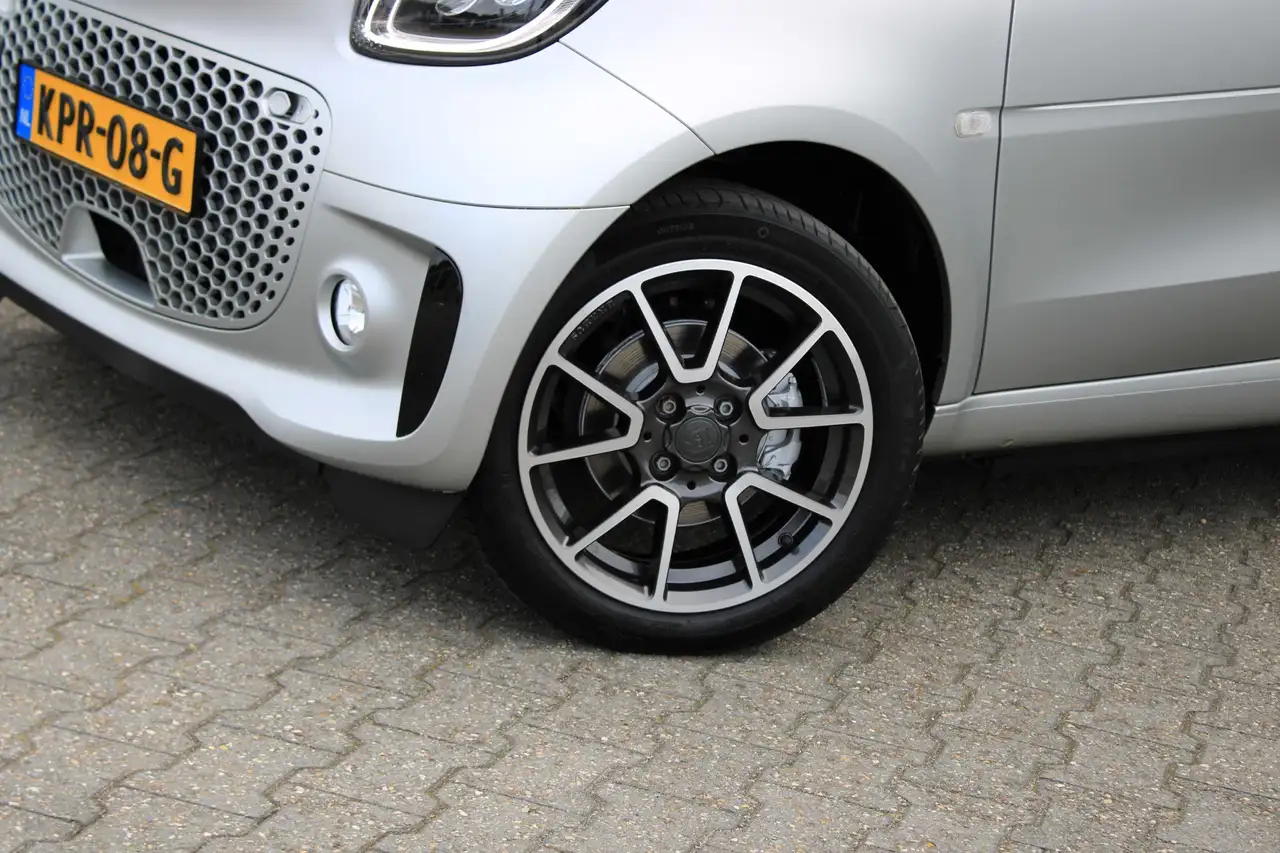 smart forTwo 2021 — фото 30