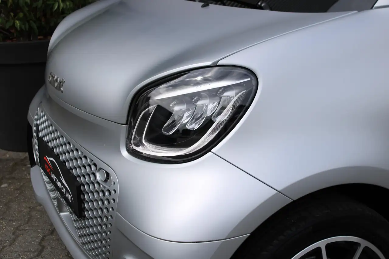 smart forTwo 2021 — фото 19