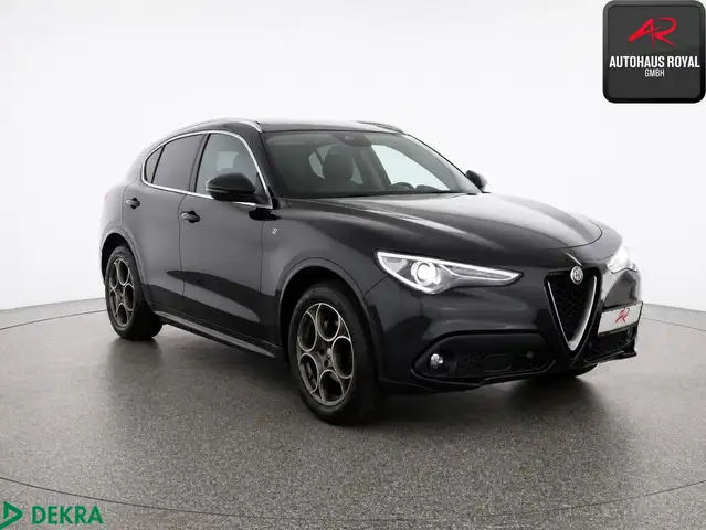 Alfa Romeo Stelvio view 7