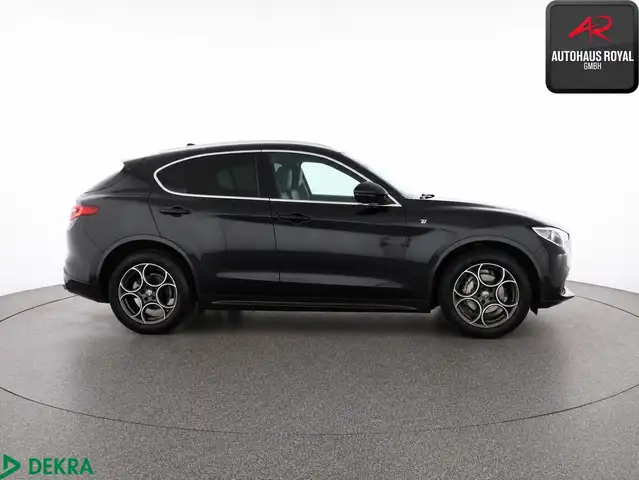Alfa Romeo Stelvio view 6