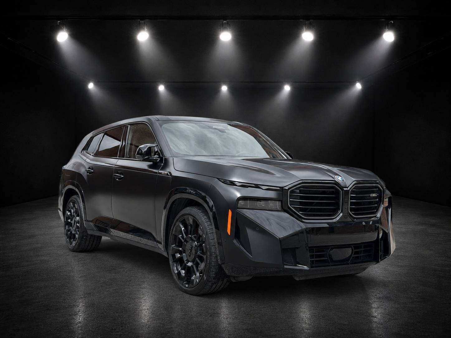 2025 BMW XM HIGHLY OPTIONED!