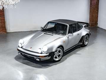 PORSCHE 911 CARRERA 3.0 TARGA – 1976 – LOOK 930 TURBO