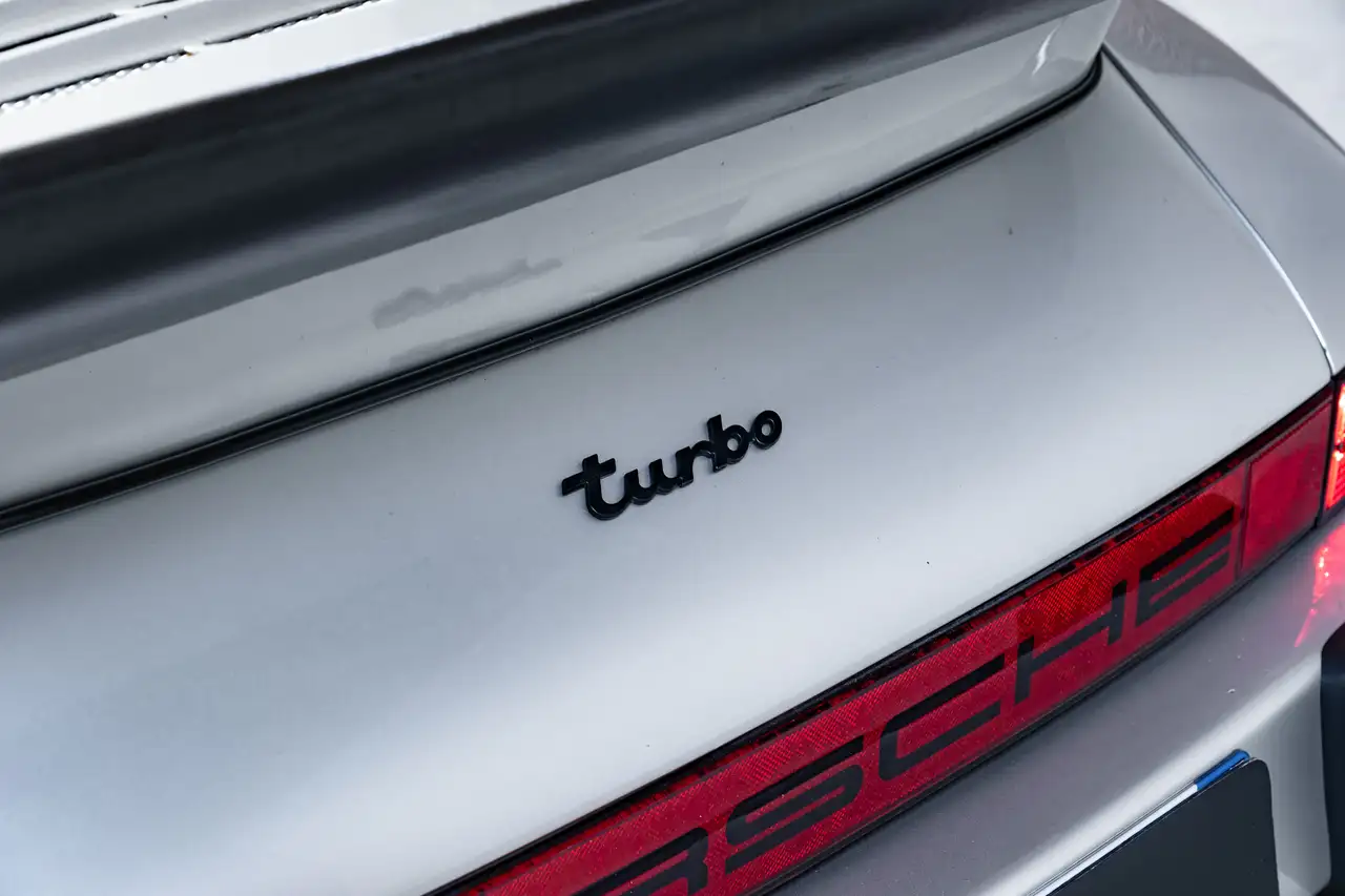 PORSCHE 911 CARRERA 3.0 TARGA – 1976 – LOOK 930 TURBO, foto 3