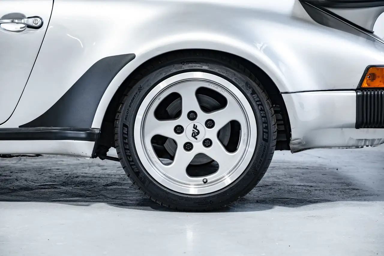 PORSCHE 911 CARRERA 3.0 TARGA – 1976 – LOOK 930 TURBO, foto 9