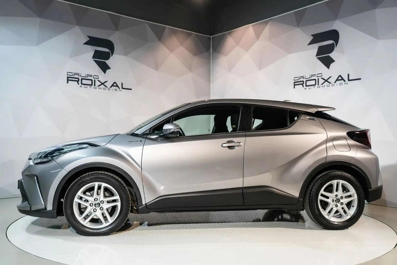 Toyota C-HR 125H Advance Gris - 2