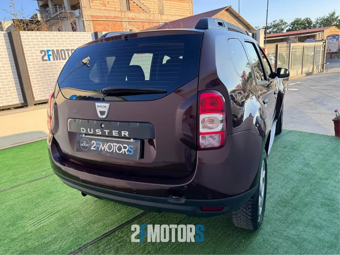 Dacia Duster Duster 1.5 dci Laureate 4x2 s Rosso - 2