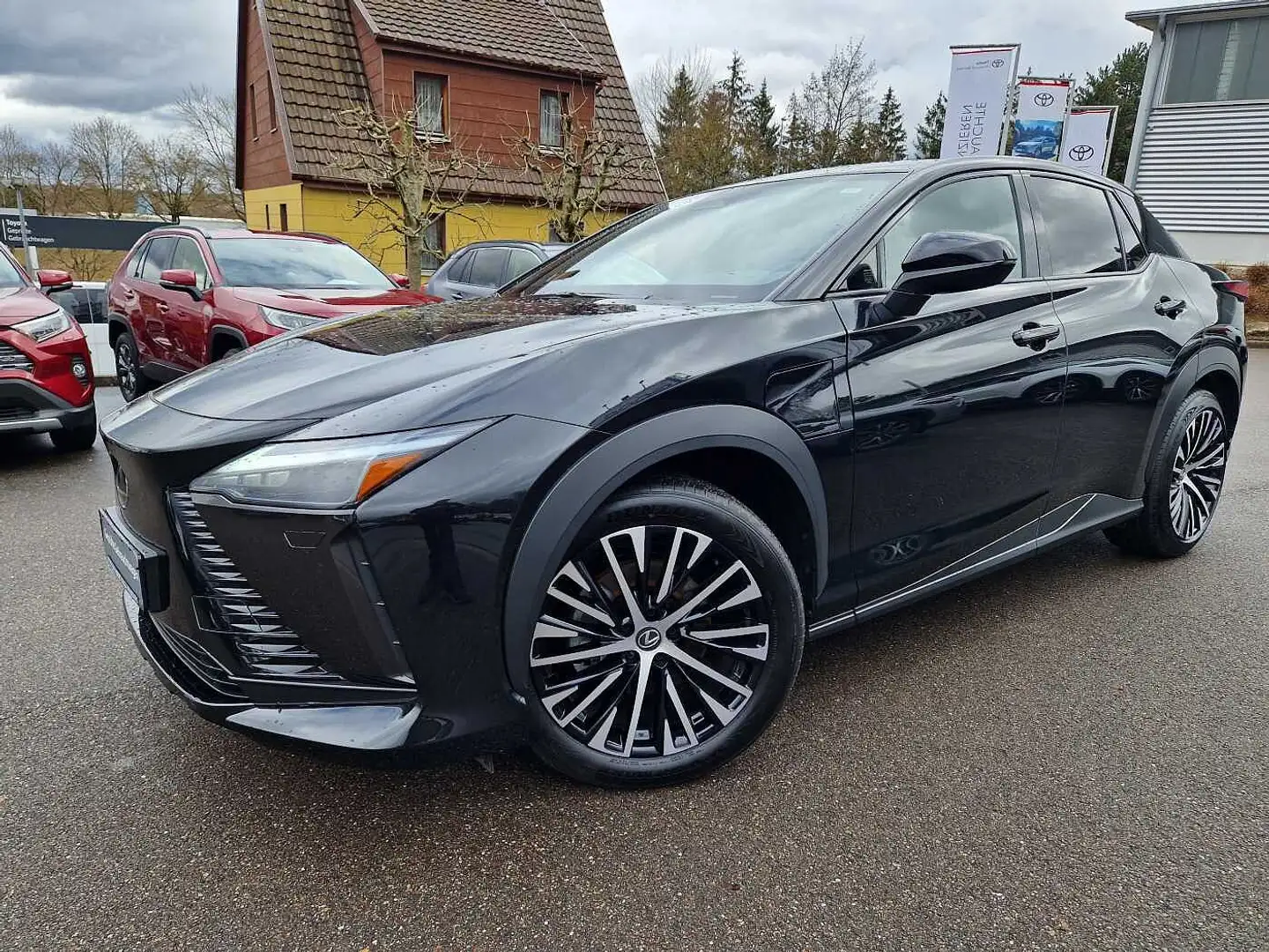 Lexus RZ 450e Launch Paket Panodach/Allrad/Navi Чёрный - 1