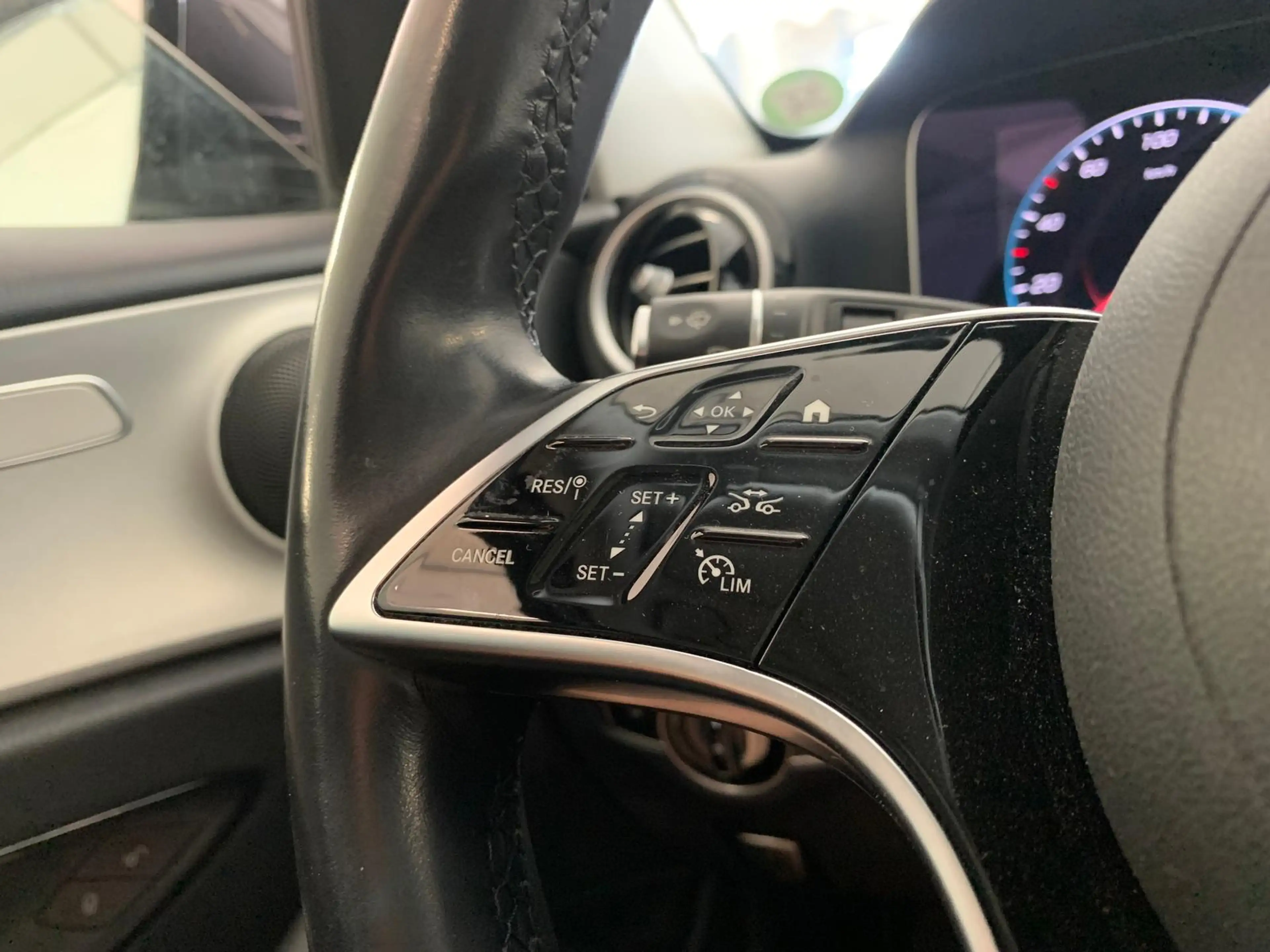 Mercedes-Benz E 300 Avantgarde 18" Unfallfrei Widescreen Distr — photo 13