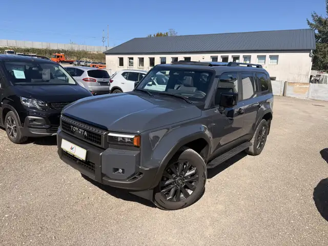 Toyota Land Cruiser LC 5d 2.8 Diesel AT VX-L LHD