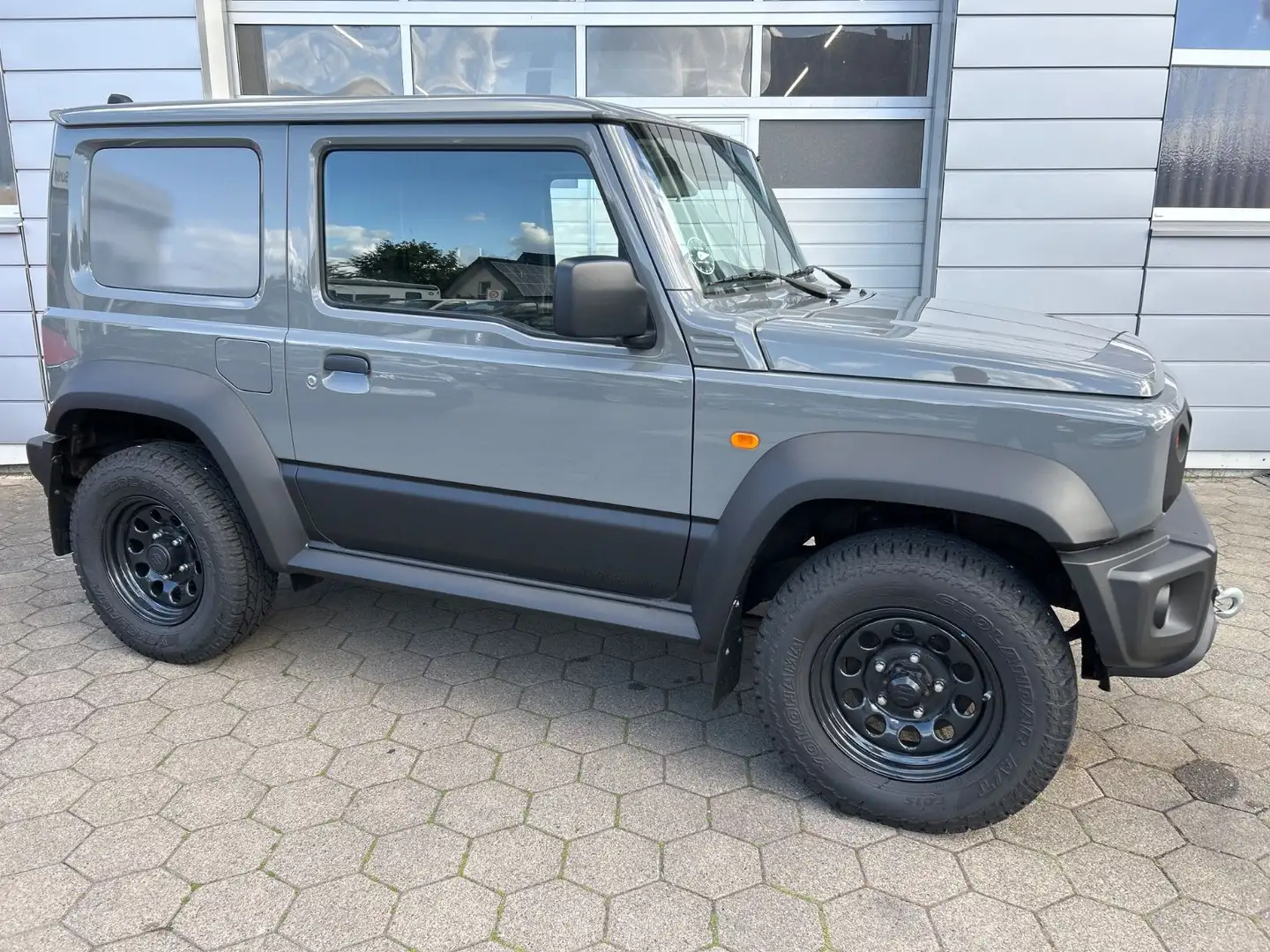 Suzuki Jimny Comfort AllGrip+Winde+AHK+Airlocker ARB Grau - 2