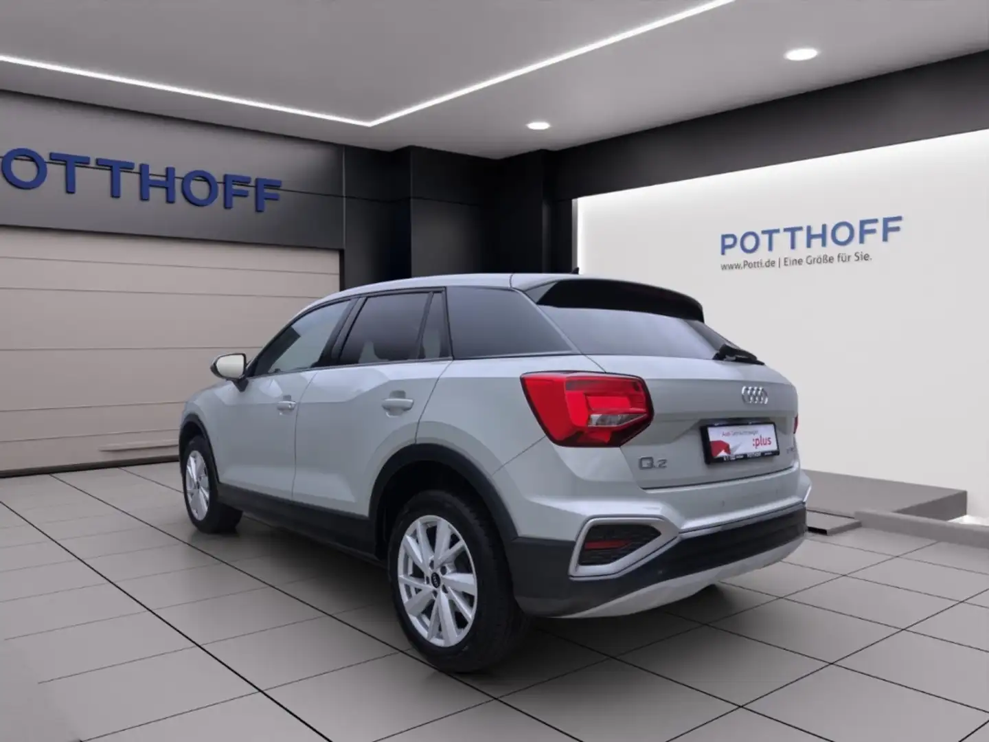 Audi Q2 35 TDI ADVANCED KLIMA SHZG eKLAPPE VIRTUAL Silber - 2