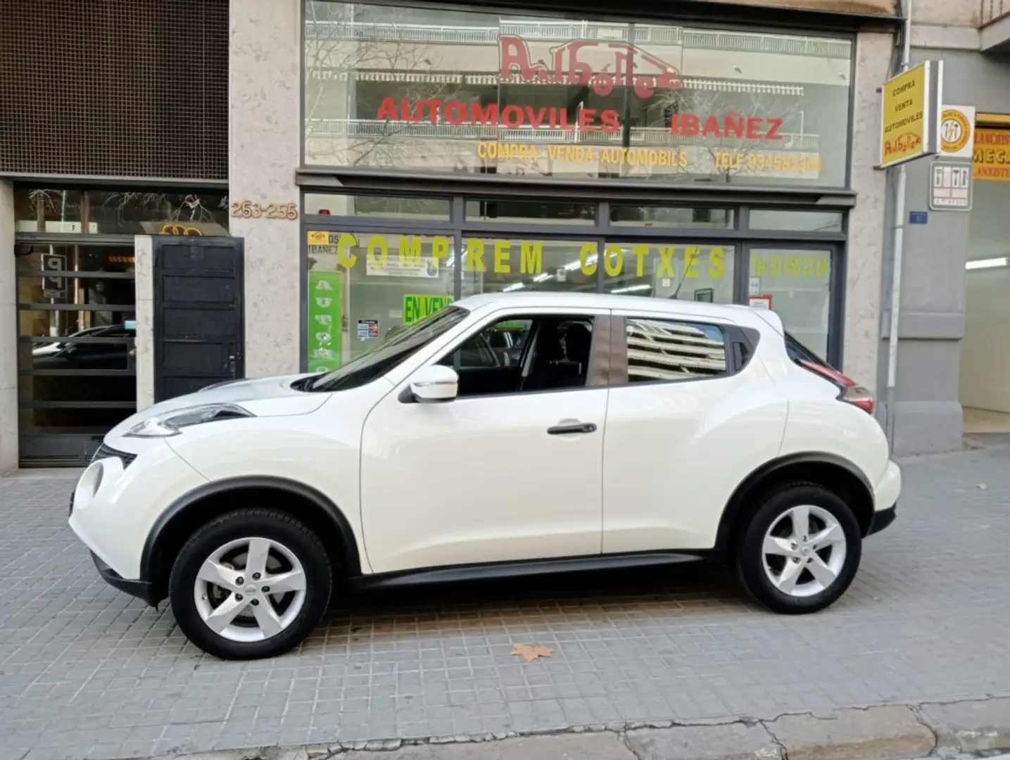 Nissan Juke 1.6 Visia 4x2 94 Blanco - 1