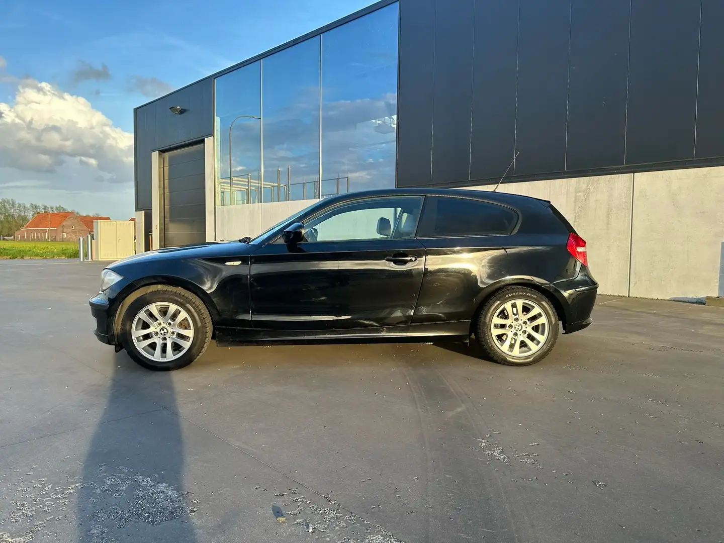 BMW 116 116d DPF Zwart - 2