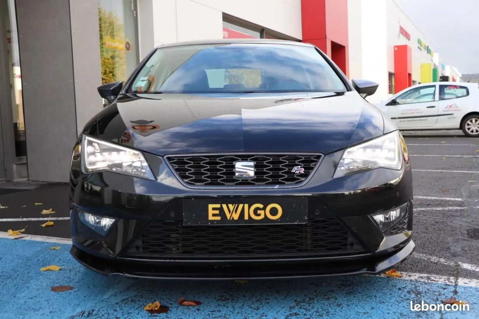 SEAT Leon 2.0 TDI 150 FR BLACK AERO DSG BVA Noir - 2