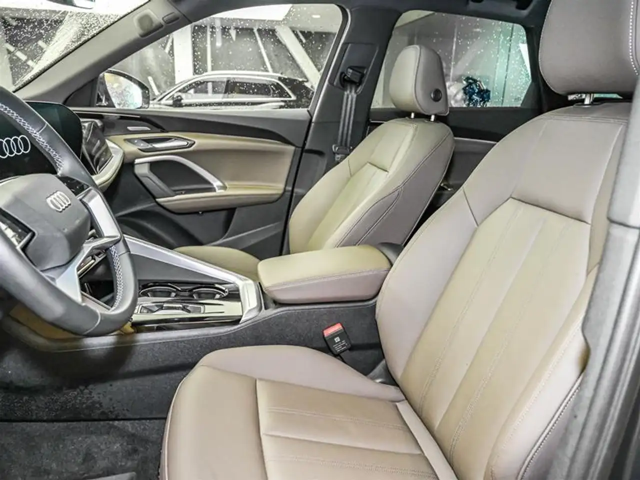 Audi Q5 снимка Audi Q5