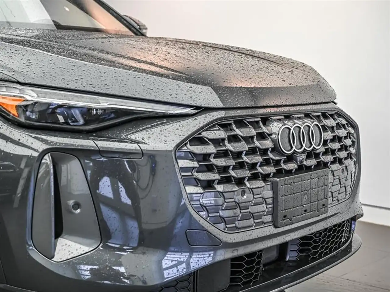 Audi Q5 снимка Audi Q5