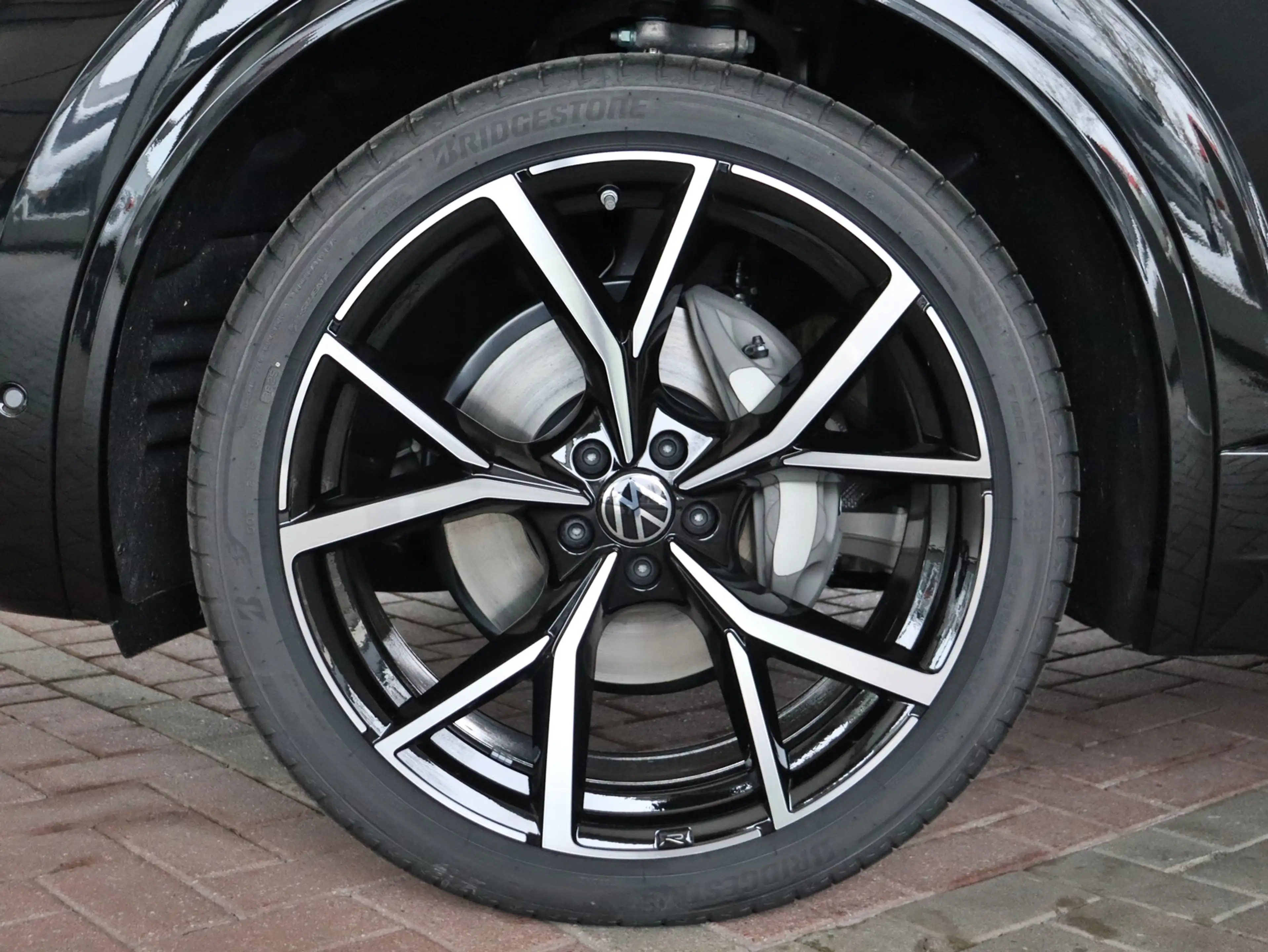 Volkswagen Touareg R-Line TDI+AHK+PANO+DYNA+BLACKSTYL+LUFT — photo 10