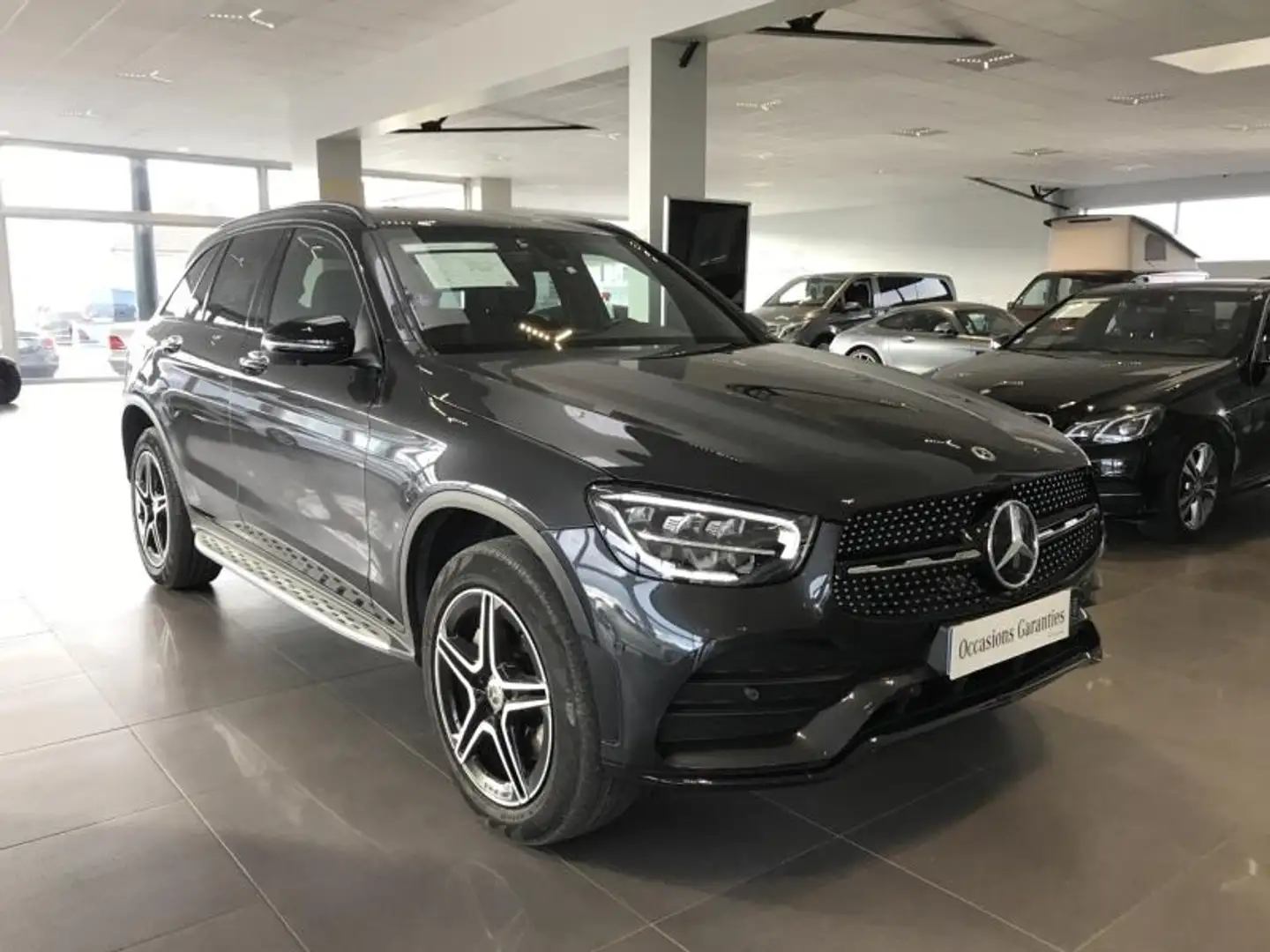 Mercedes-Benz GLC 300 300 de 194+122ch AMG Line 4Matic 9G-Tronic Grijs - 2