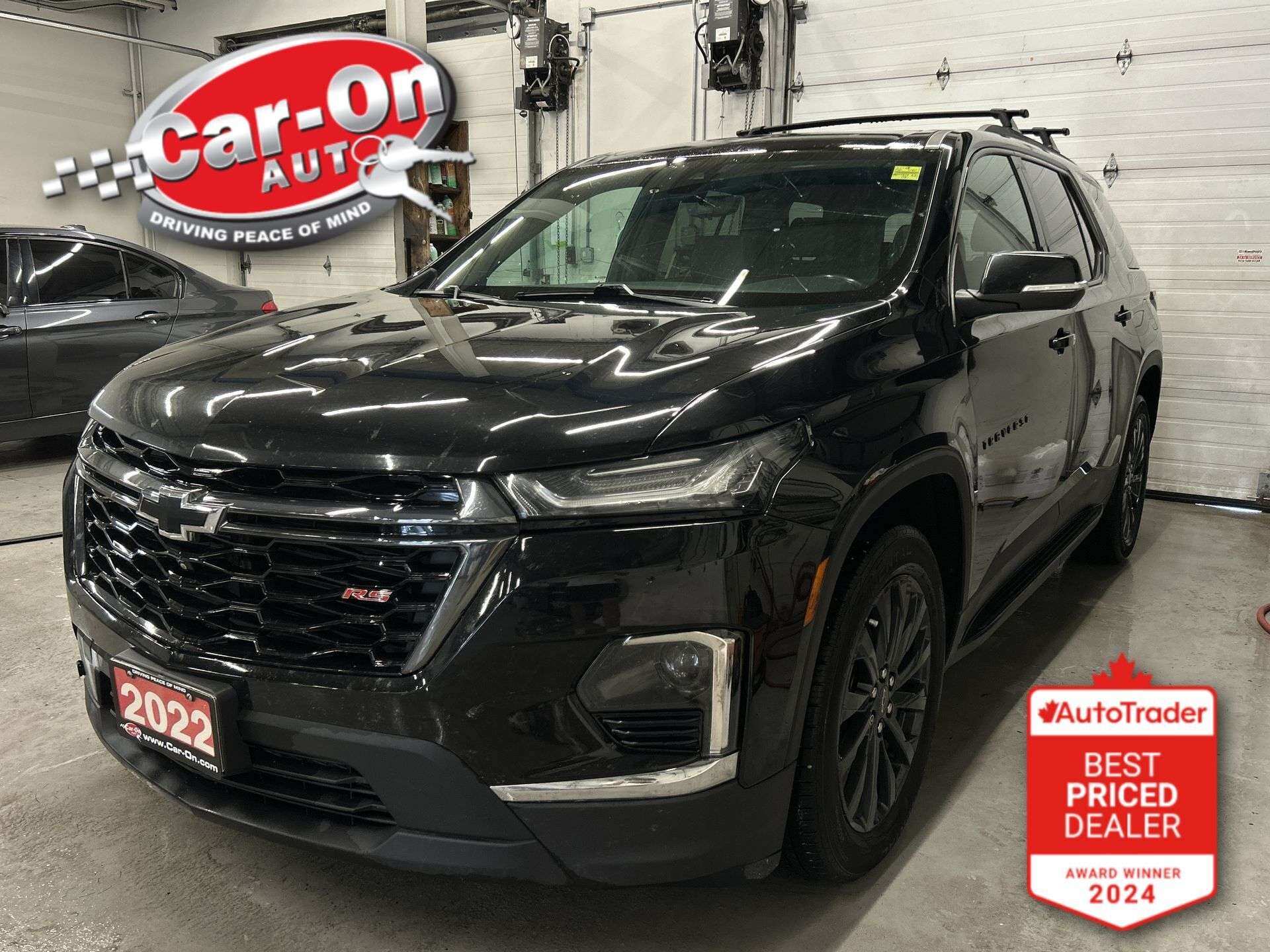 Black 2022 Chevrolet Traverse SUV / Crossover Four-Wheel Drive Automatic