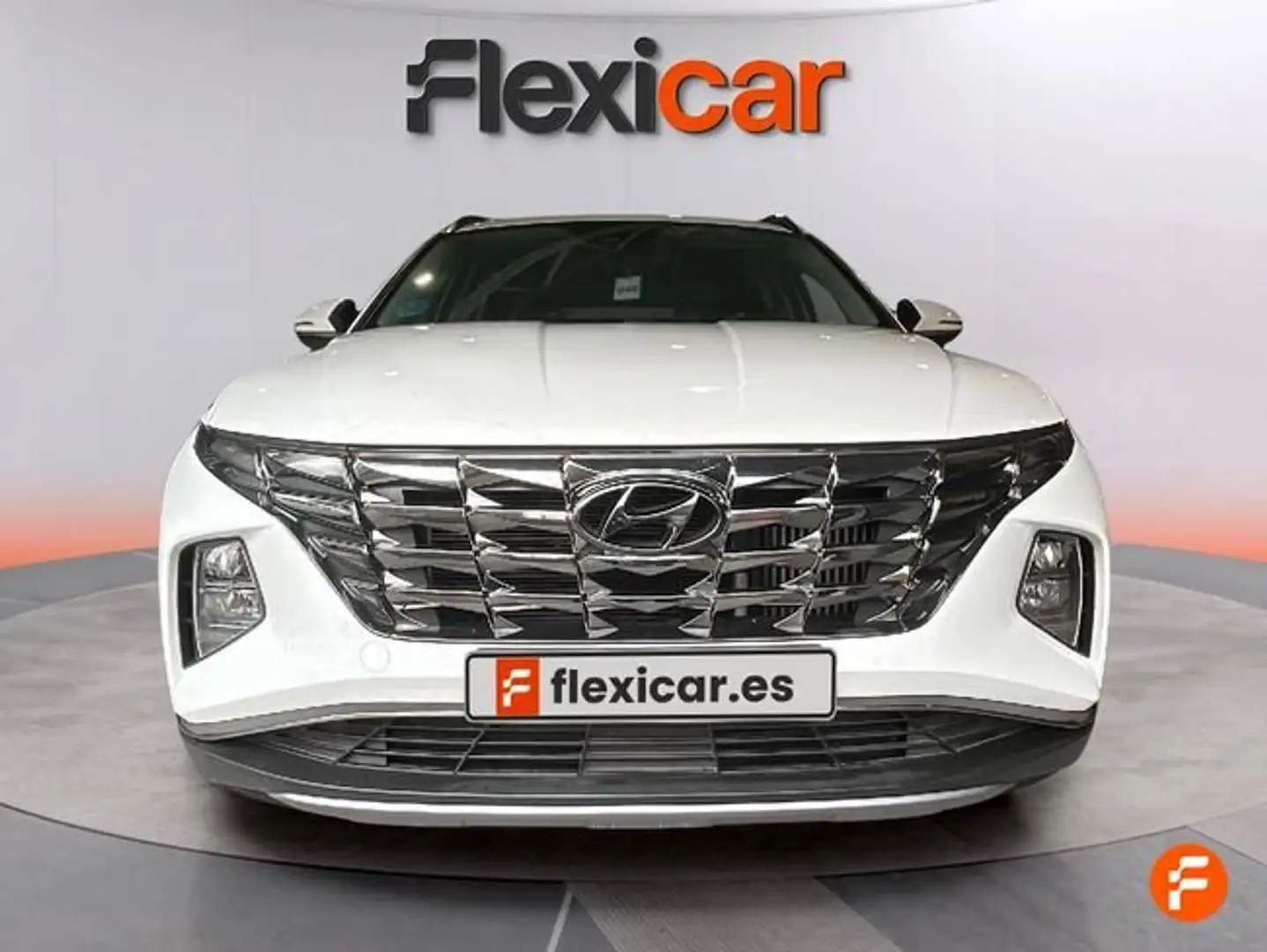 Hyundai TUCSON 1.6 TGDI HEV Maxx Sky AT Weiß - 2