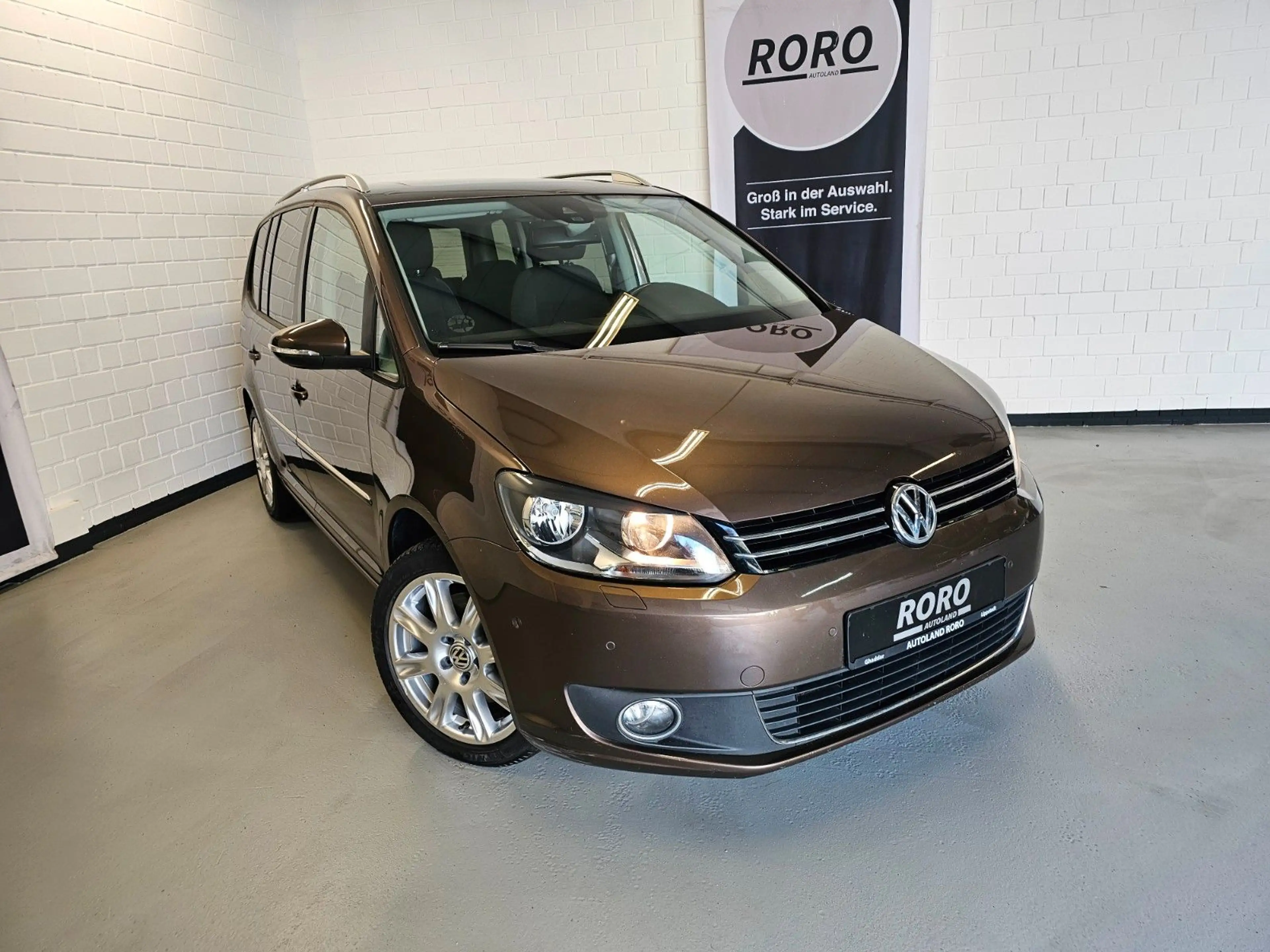 Volkswagen Touran 2.0 TDI DSG Highline +NAV/PANO/KAM/AHK/7S — photo 5