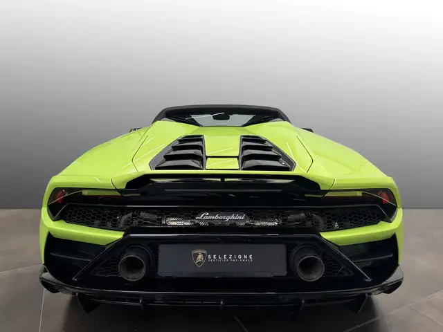 Lamborghini Huracan view 13