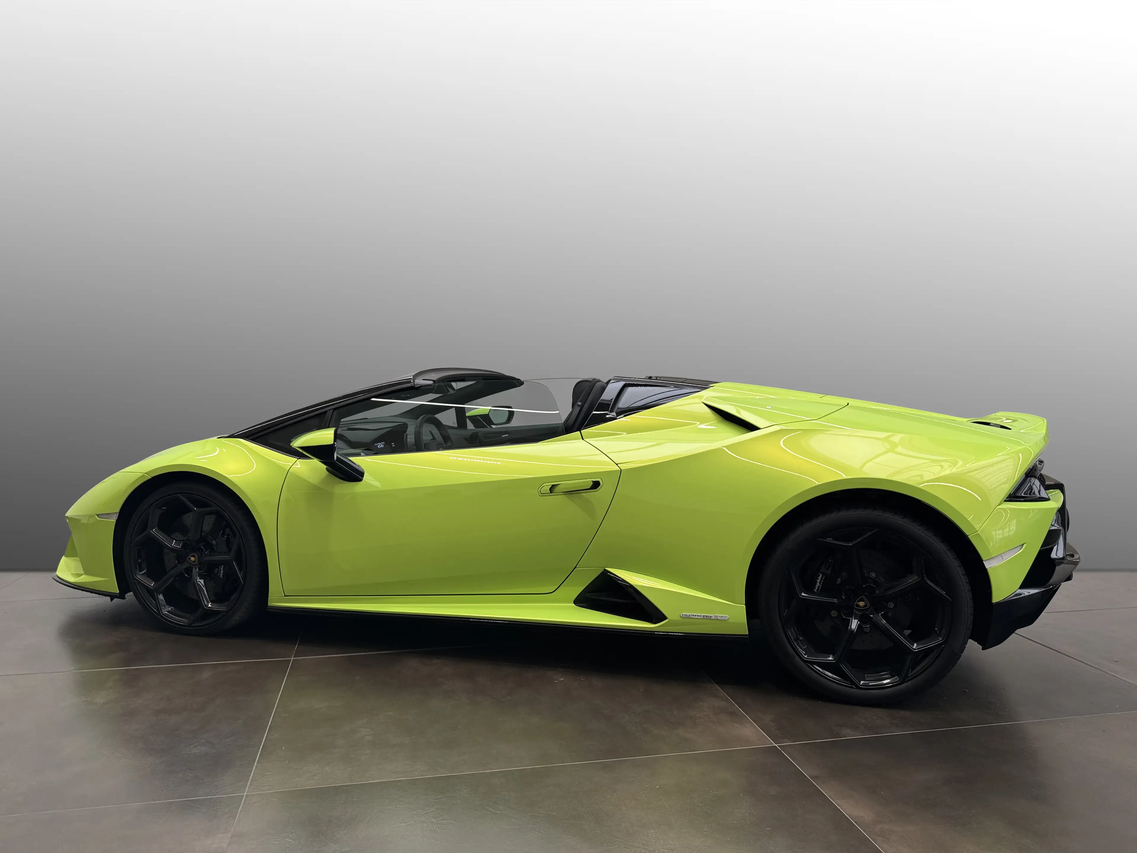 Lamborghini Huracán EVO Spyder | Fullbody Foil Green — photo 12