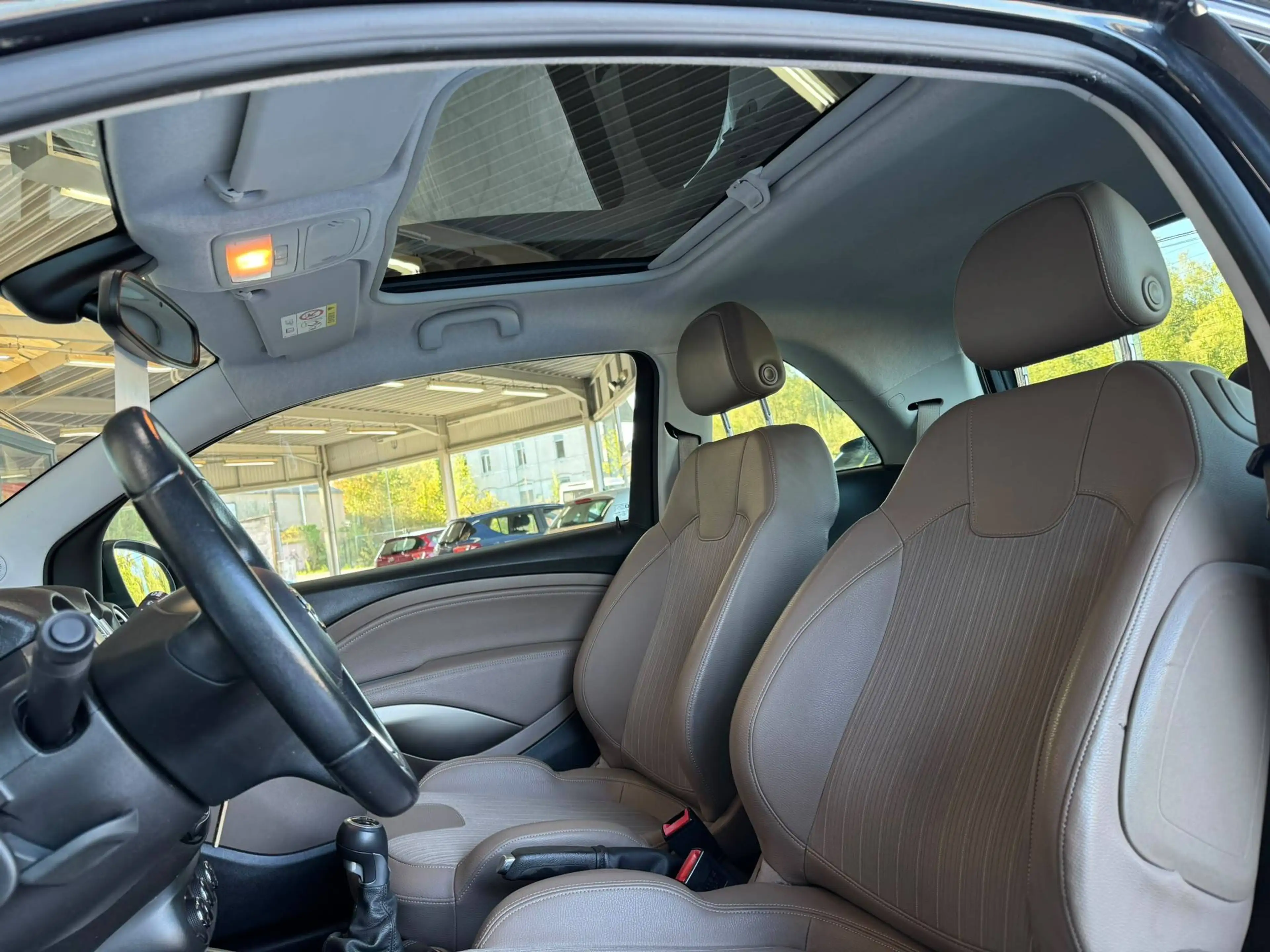 Opel Adam 🟩1.2 ESSENCE 69CV - AIRCO - CRUISE - ECRAN — photo 6