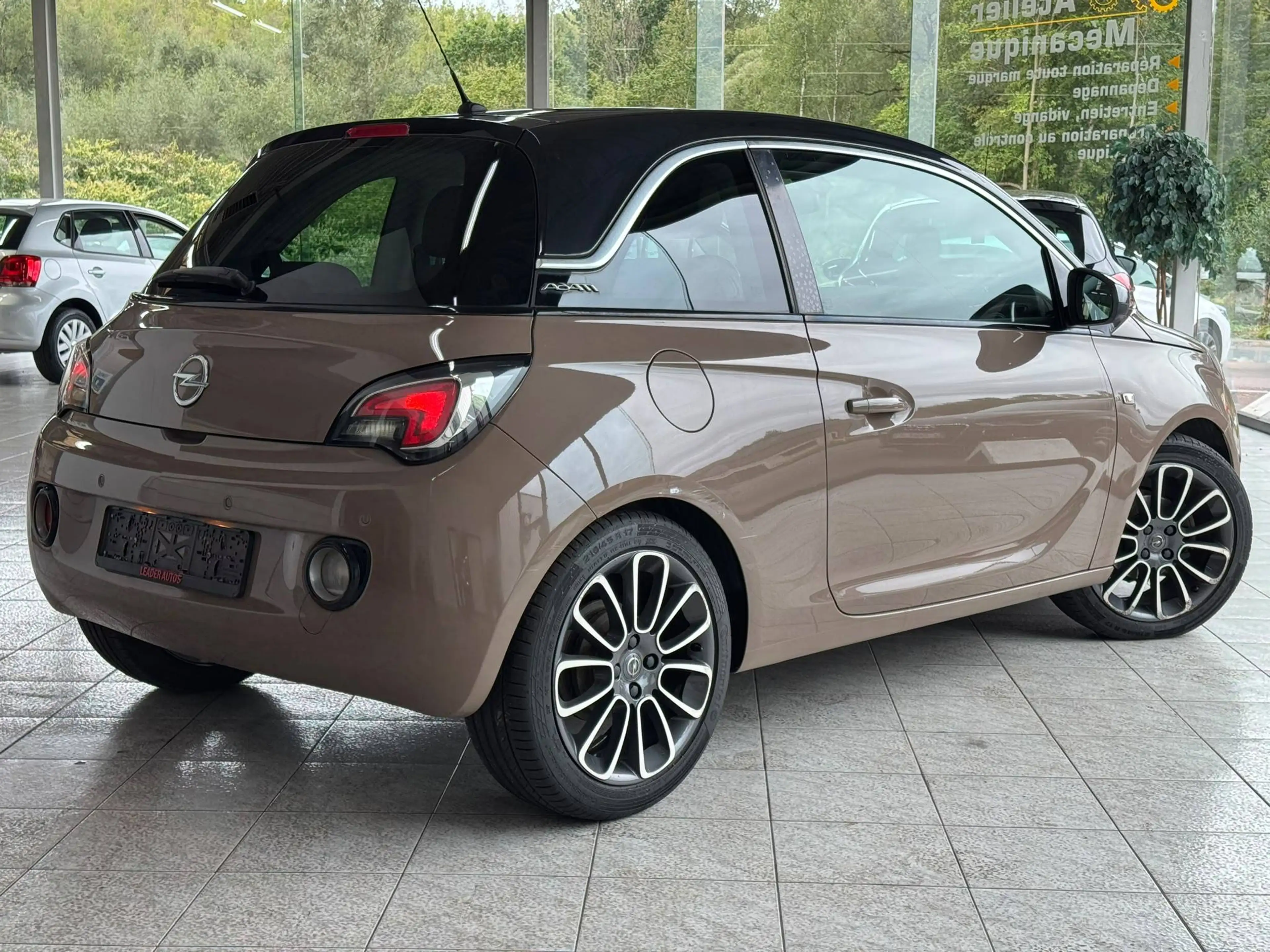 Opel Adam 🟩1.2 ESSENCE 69CV - AIRCO - CRUISE - ECRAN — photo 4