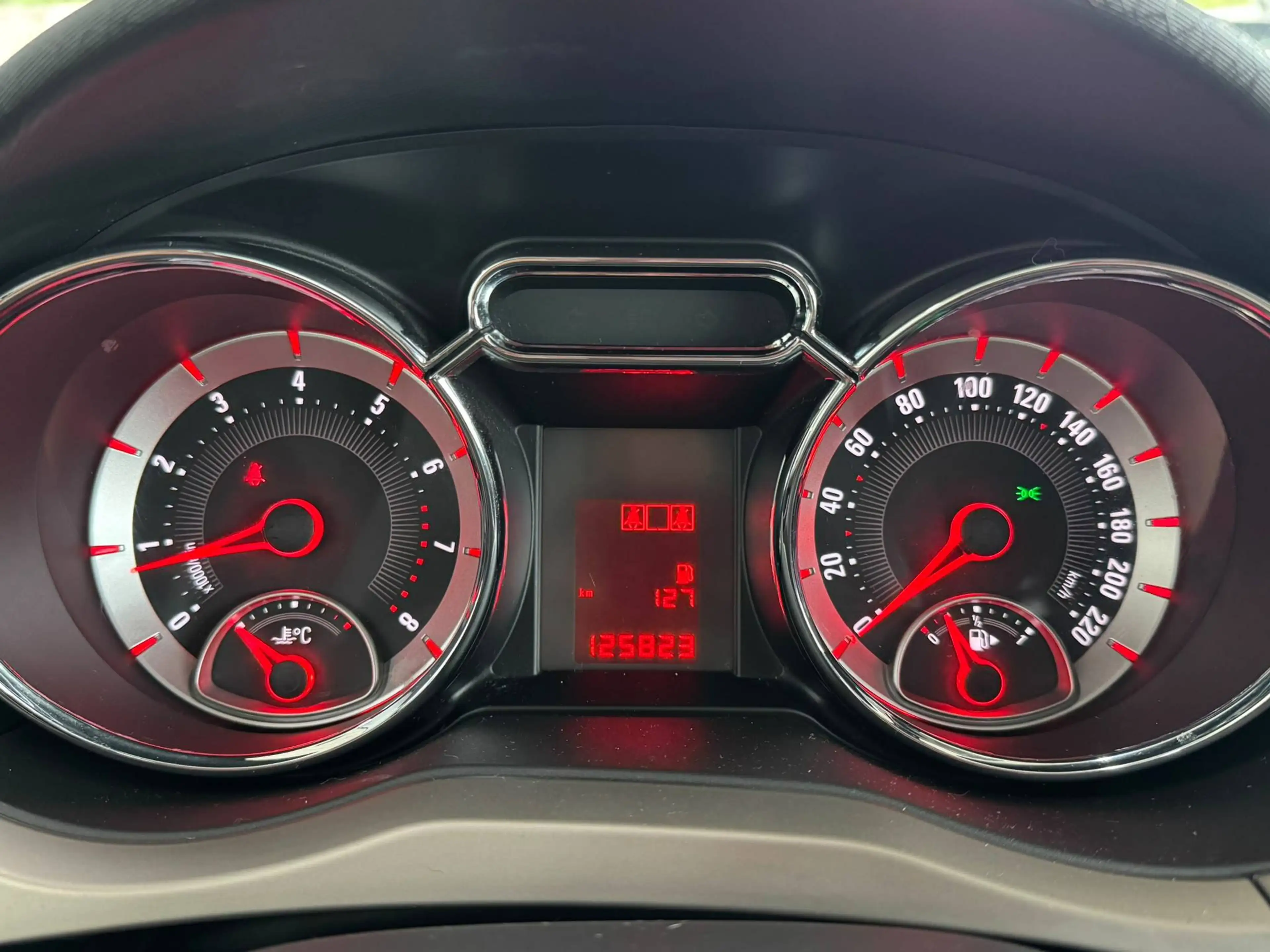 Opel Adam 🟩1.2 ESSENCE 69CV - AIRCO - CRUISE - ECRAN — photo 10