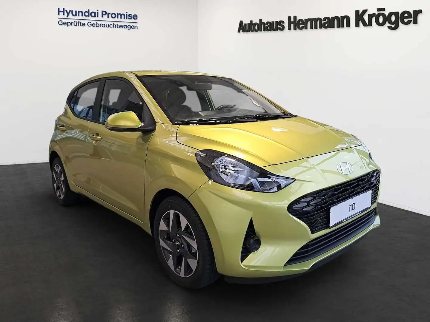 Hyundai i10 1.0 Trend Navi 8' Touch/15'Alu/Sitzheizung uvm. Yellow - 2