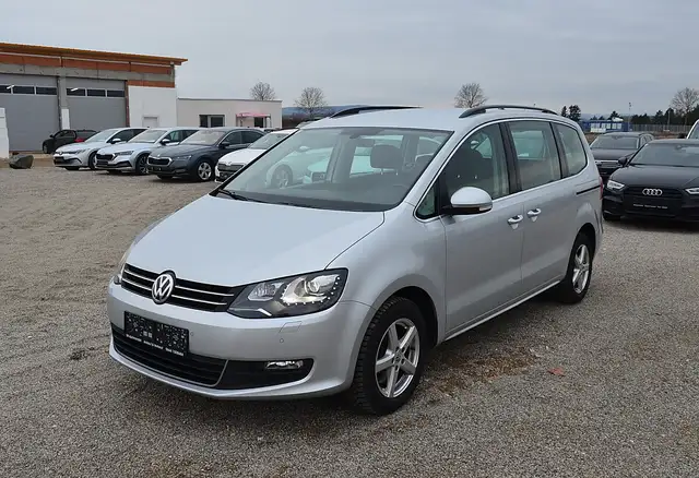 Volkswagen Sharan Business SCR 2,0 TDI DSG 7 Sitzer