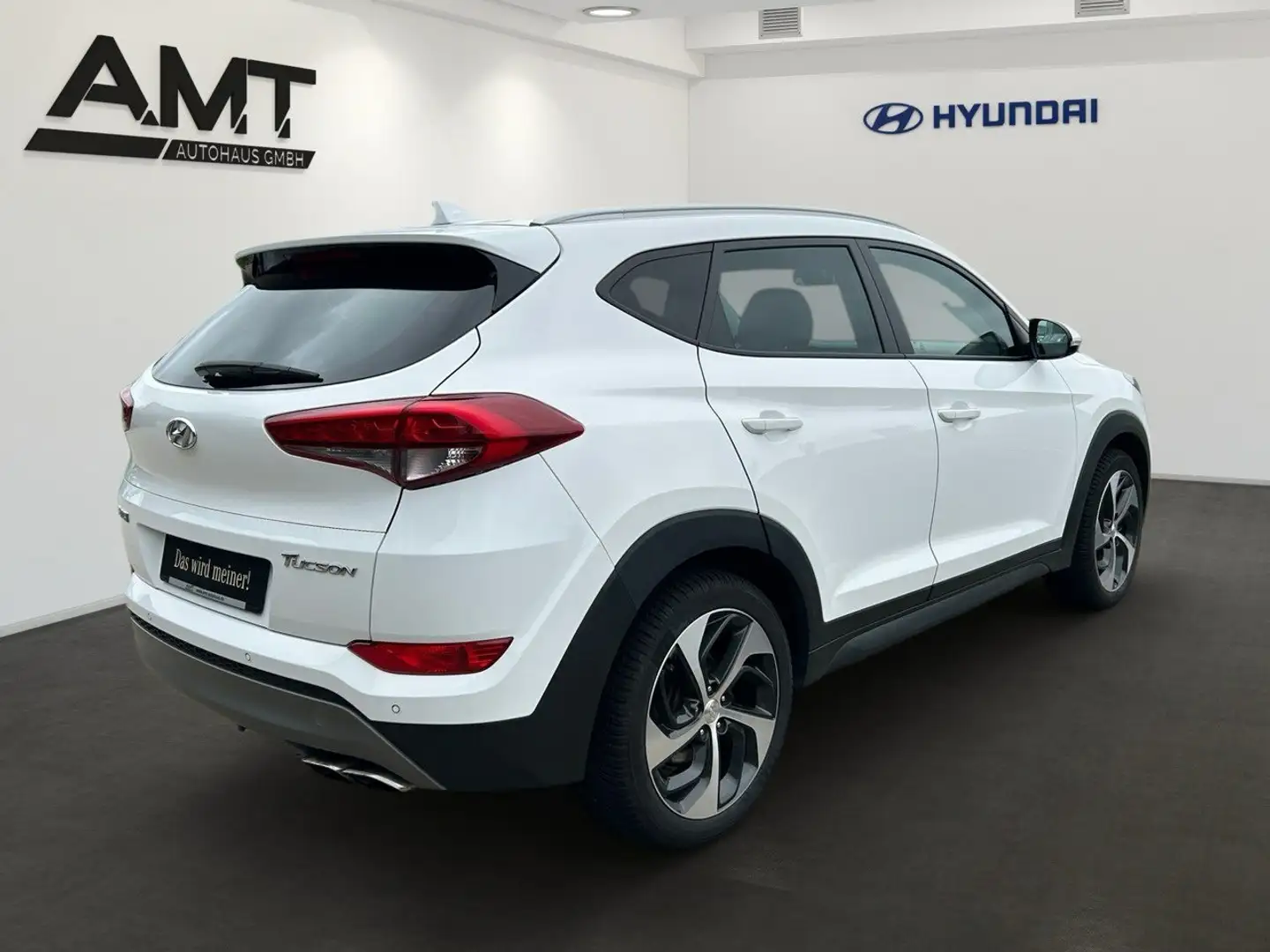 Hyundai TUCSON Tucson 1.6 2WD (OPF) AHK*Klima*Kamera*Sitzheizg Weiß - 2