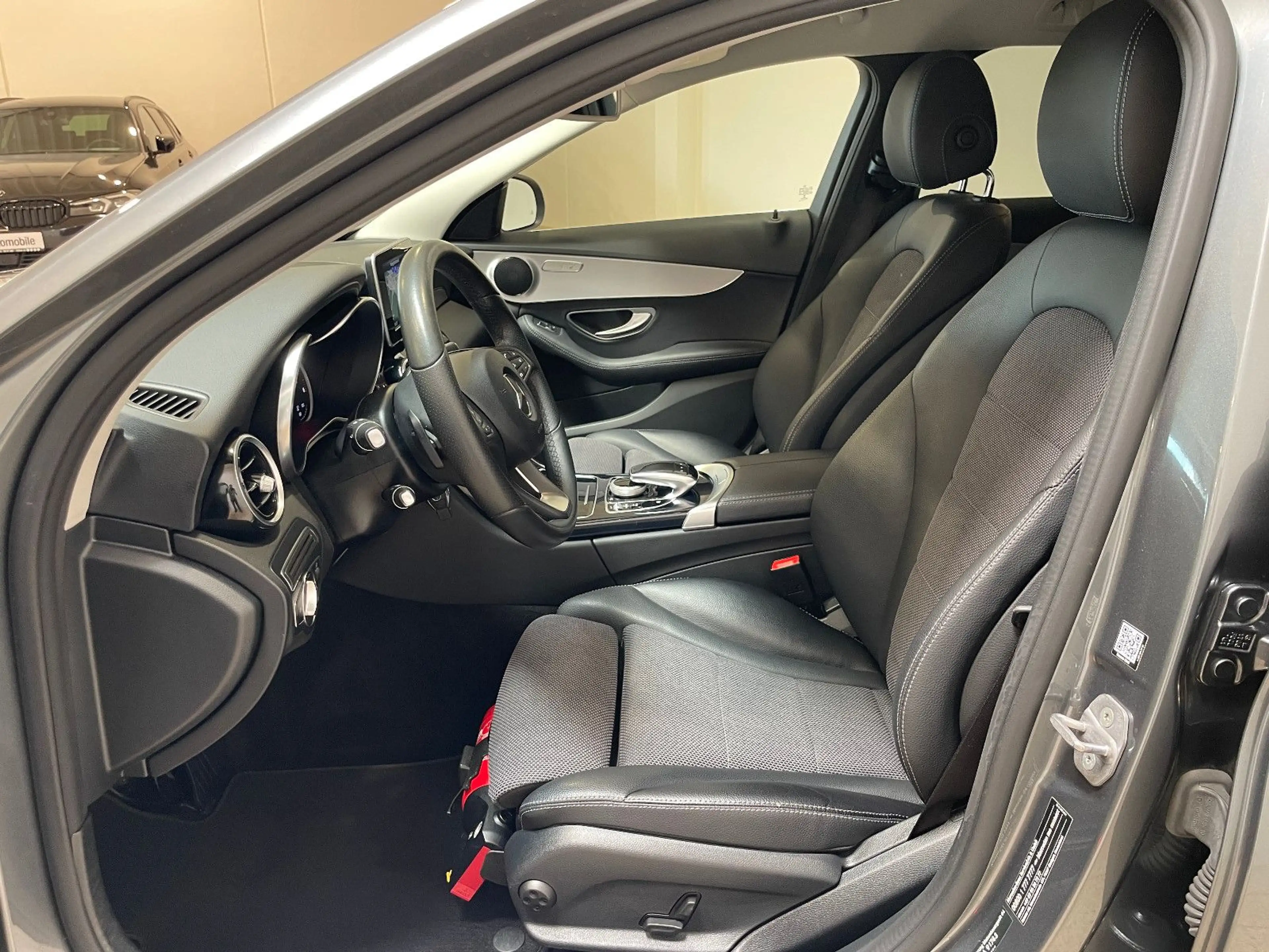Mercedes-Benz C 200 d  T-Modell AVANTGARDE 9G-Tronic — photo 14