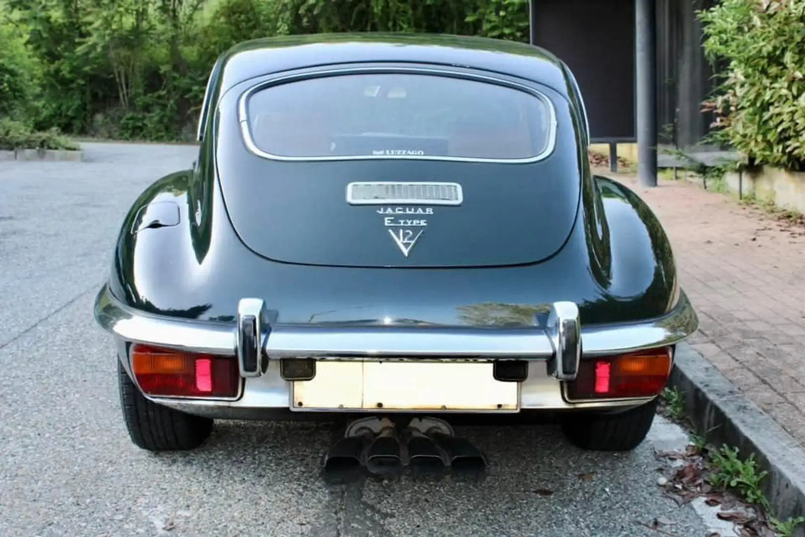 Jaguar E-Type Coupè Verde - 2