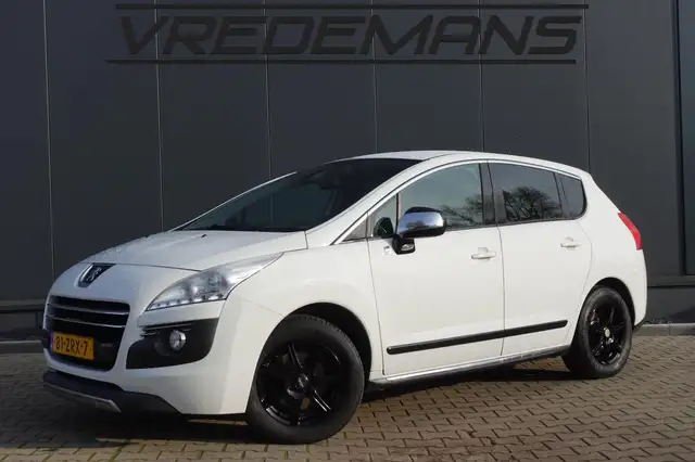 Peugeot 3008 2.0 HDiF HYbrid4 Blue Lease 4x4/HUD
