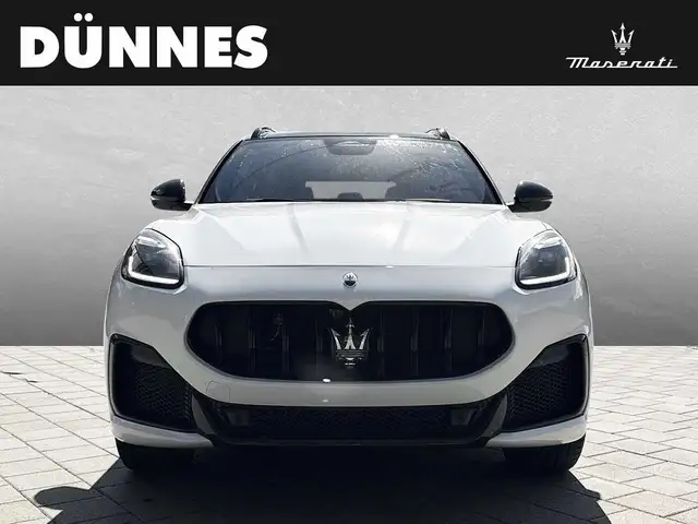 Maserati Grecale view 8