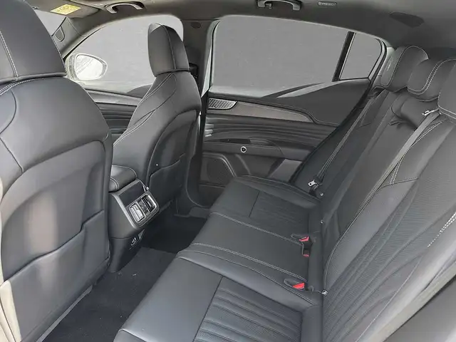 Maserati Grecale view 5