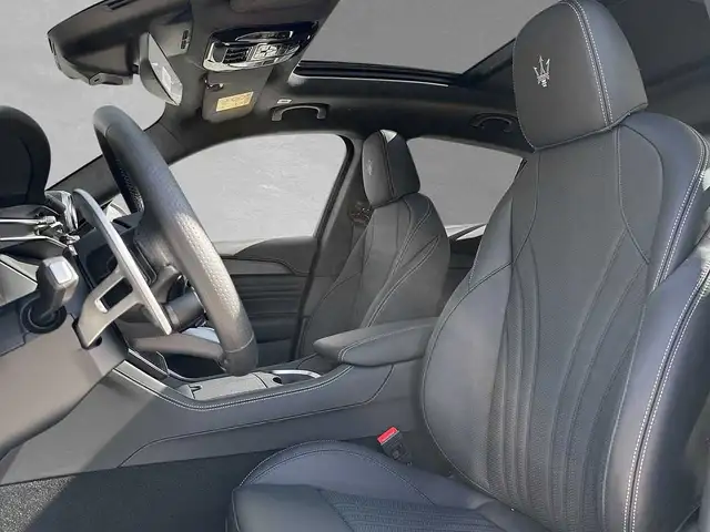 Maserati Grecale view 10